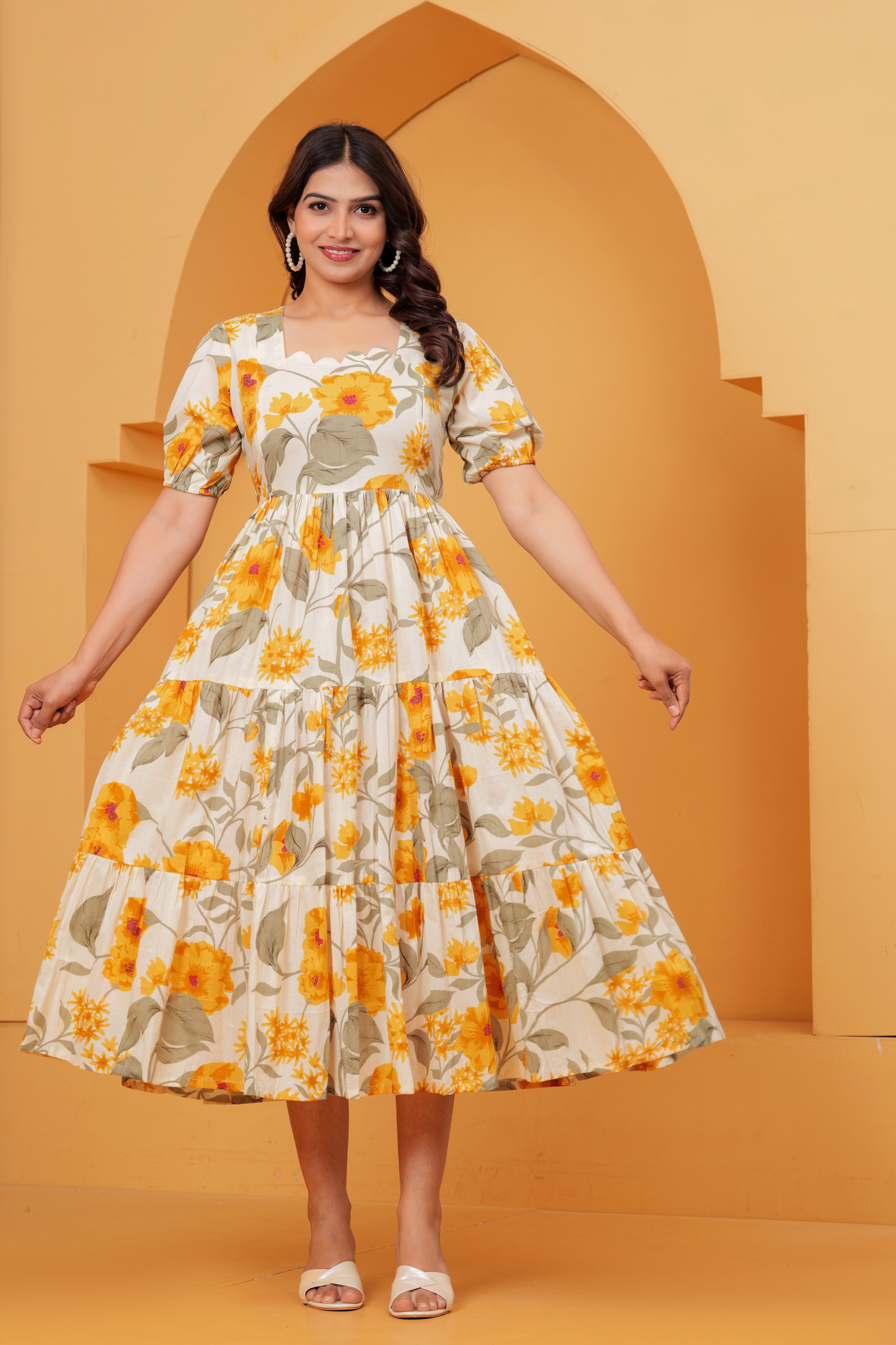 Golden Daisy Elegance Floral Tiered Printed Maternity Kurta