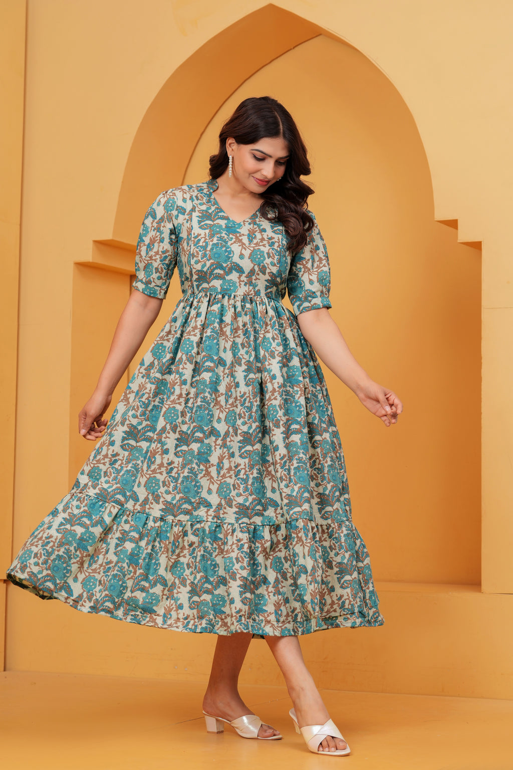 Turquoise Petal Elegance Floral Tiered Printed Maternity Kurta